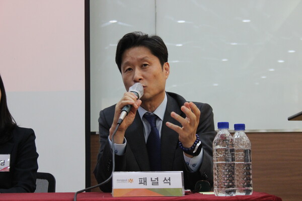 ▲발언 중인 김후곤 전 서울고검장 (사진=양기석 수습기자.)