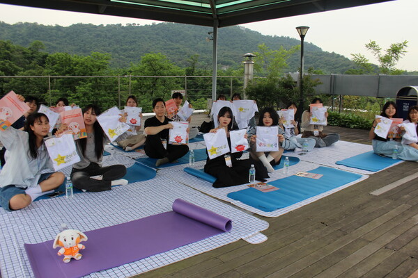 ▲'명 때리기 대회' 참가자 단체 사진 (사진=양기석 수습기자.)