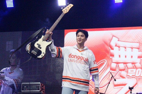 ▲밴드 '데이식스' 소속 가수 영케이의 모습 (사진=오은빈 기자.)