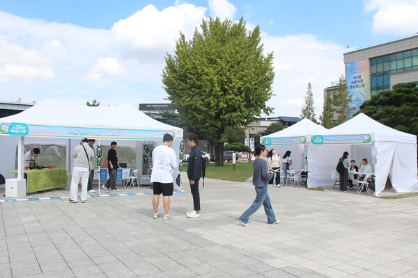 ▲팔정도서 진행된 '2024 스타트업 아뜰리에' (사진=양라윤 기자.)