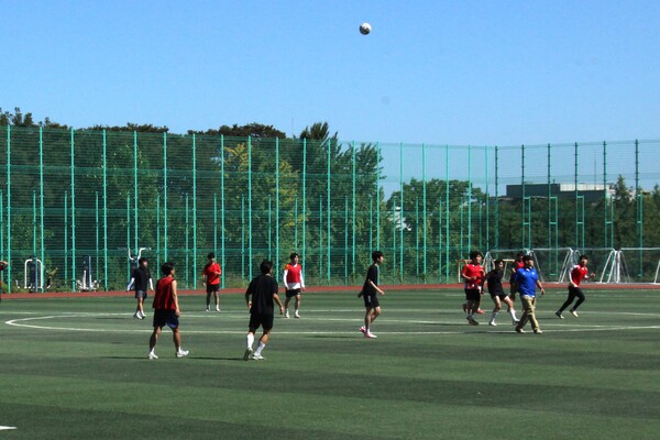 ▲대운동장서 진행된 ‘애플림픽’ 축구 3차전의 모습 (사진=이준형 수습기자.)