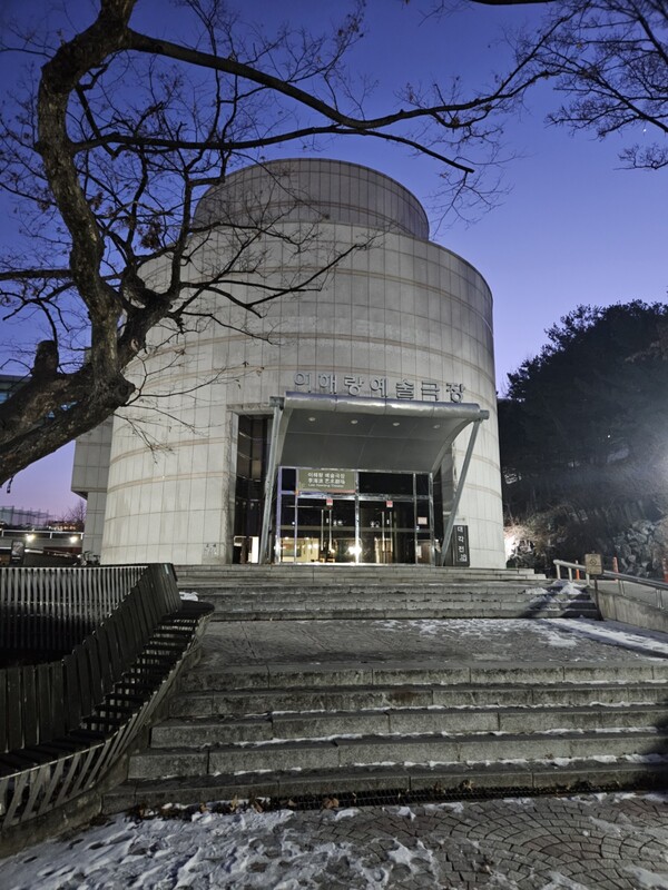                                                                                                                           / Photography by Lee Jae-won               