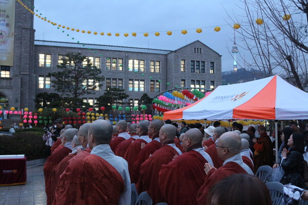 ▲봉축 점등식 진행 모습 (사진=양기석 기자.)
