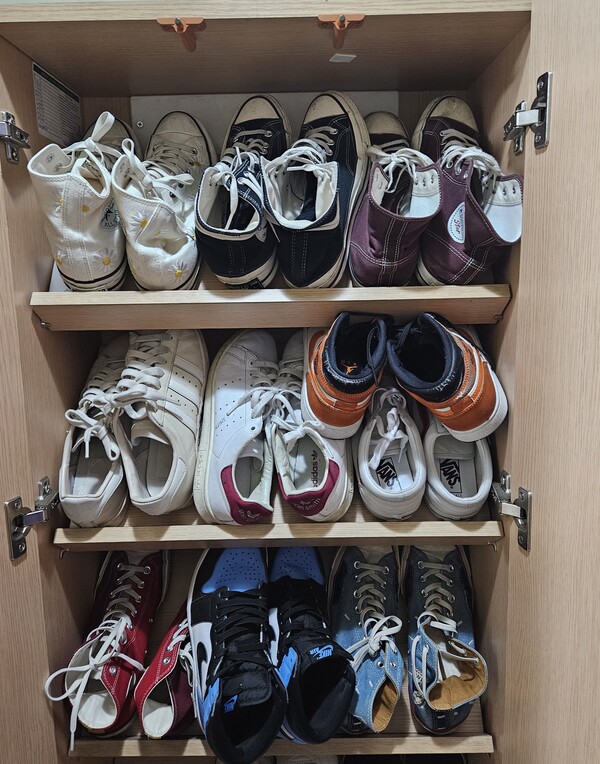 Collecting shoes has become a symbolic expression of identity. /Photography by Hwang Ji-woo