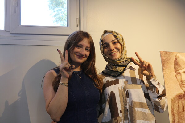 ▲행사에 참여한 메이라 씨와 베리 씨 (사진=방민우 기자.)