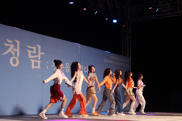 ▲초청 아티스트 USPEER의 무대 (사진=권규리 기자.)